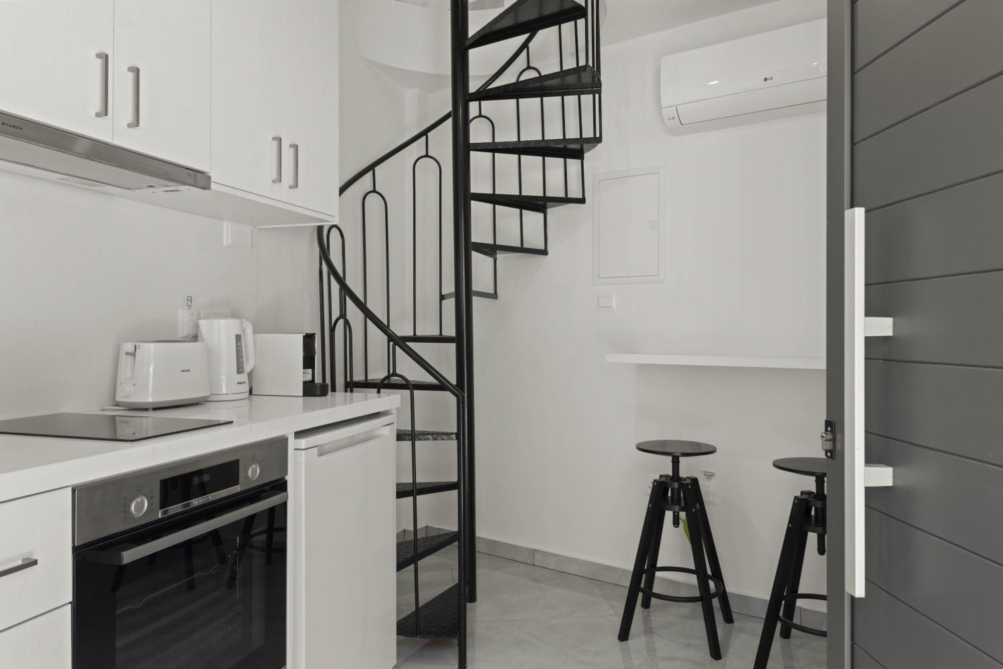 Phaedrus Living: Alkminis Seaside